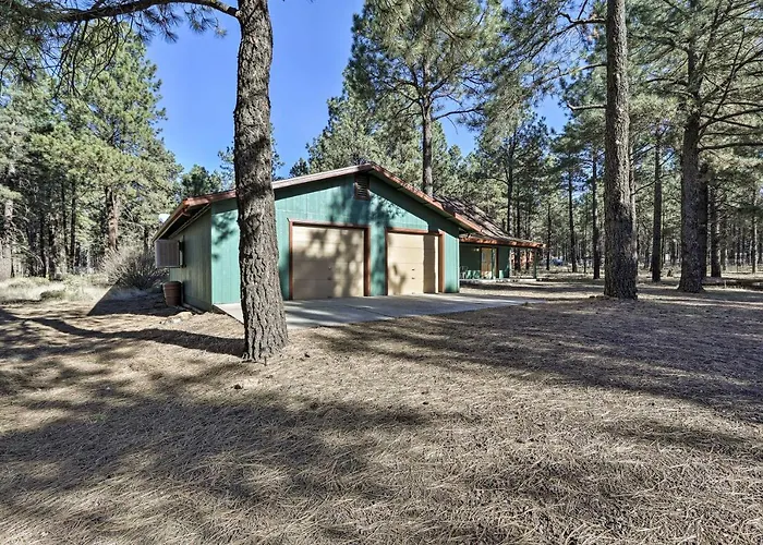 Family-friendly Forested With Snow Play Area! Holiday home Flagstaff