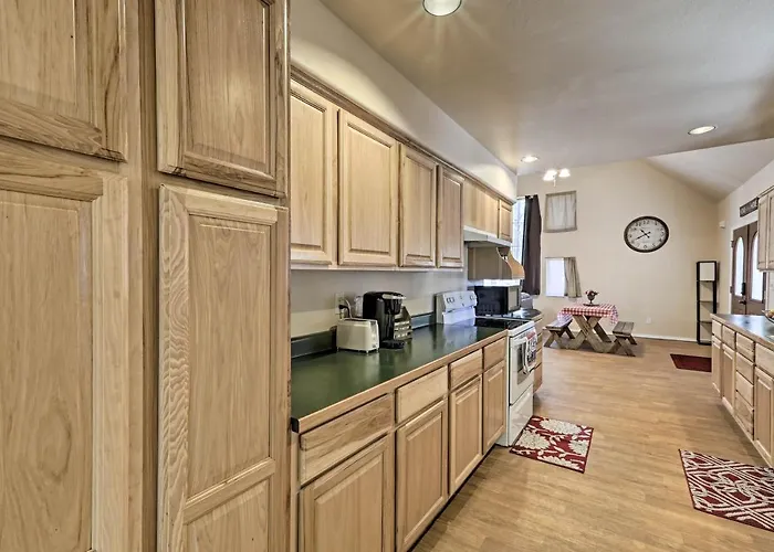 Family-friendly Forested With Snow Play Area! Holiday home *