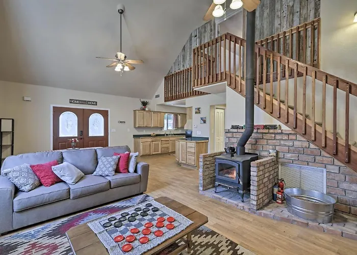 Family-friendly Forested With Snow Play Area! *
